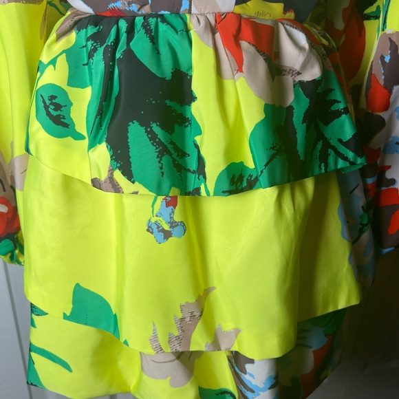 CHRISTOPHER JOHN ROGERS Dress Ruffle Tiered Yellow Mini Target Floral V Neck 4 - Picture 7 of 14